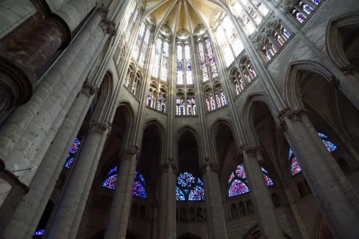 Image qui illustre: Cathédrale Saint Pierre De Beauvais