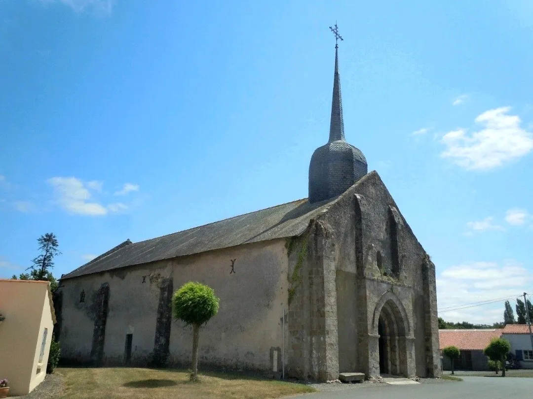 Image qui illustre: Chapelle De Fréligné à Touvois - 0