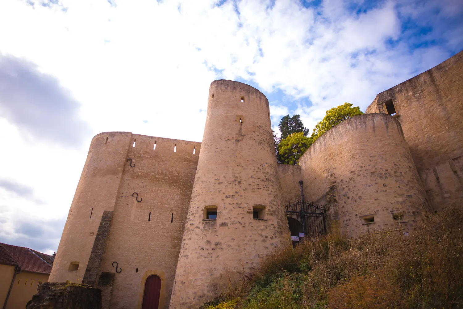 Image qui illustre: Visite guidée d'une citadelle à Rodemack - 0