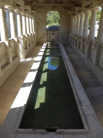 Image qui illustre: Lavoir antique de Tourne