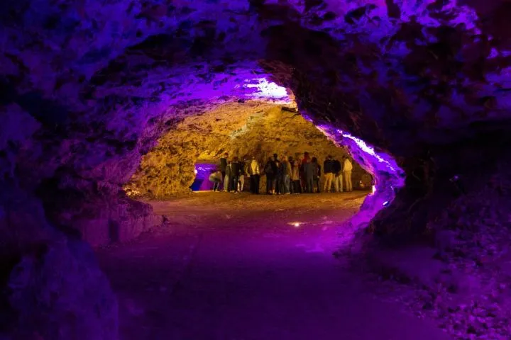 Image qui illustre: Grottes du Foulon