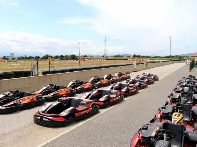 Image qui illustre: Karting Roussillon