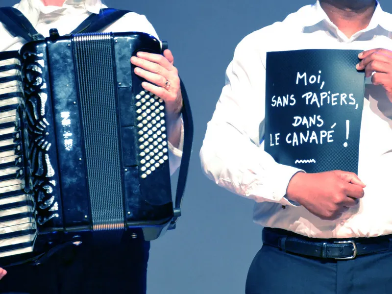 Image qui illustre: Moi, Sans Papiers, Dans Le Canapé à Marseille - 0