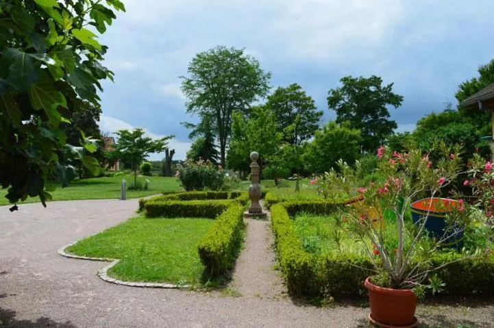 Image qui illustre: Parc du château de Brosse
