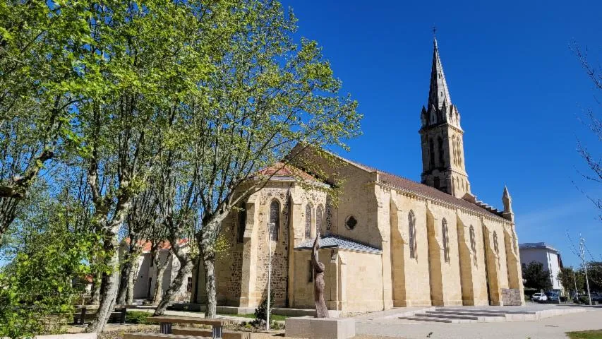 Image qui illustre: Exposition :  L'église Saint Paul d'Audenge