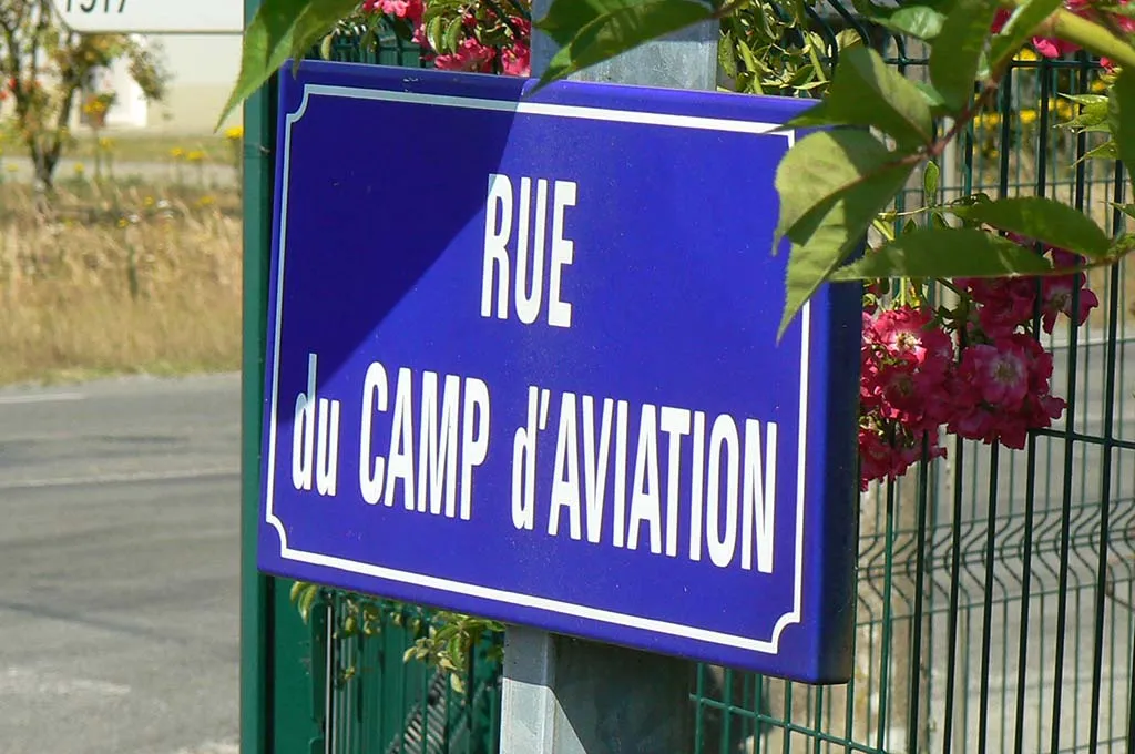 Image qui illustre: Base Aéronavale De La Ville En Bois à Saint-Viaud - 2