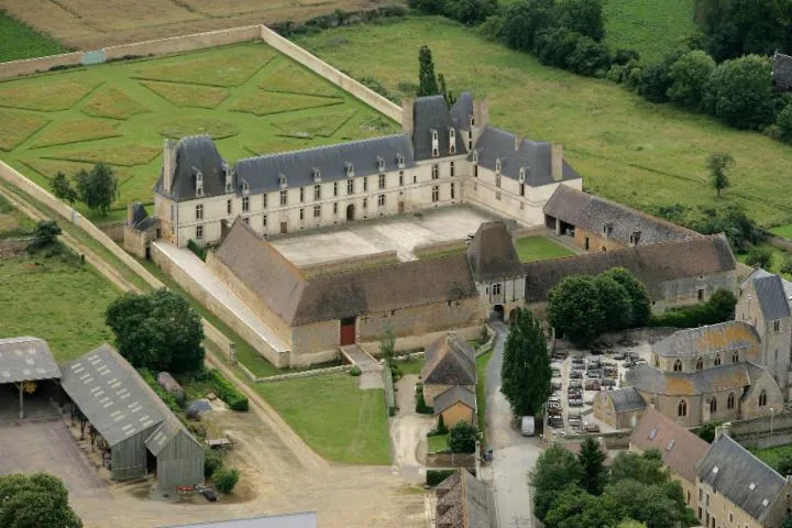 Image qui illustre: Visite guidée du château de Fresney-le-Puceux