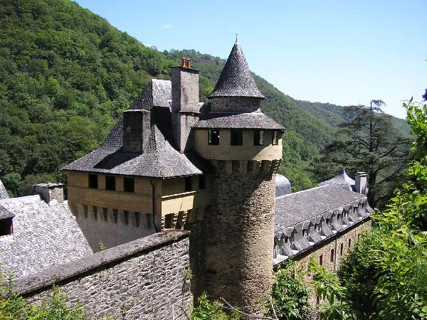 Image qui illustre: Abbaye De Bonneval à Le Cayrol - 1