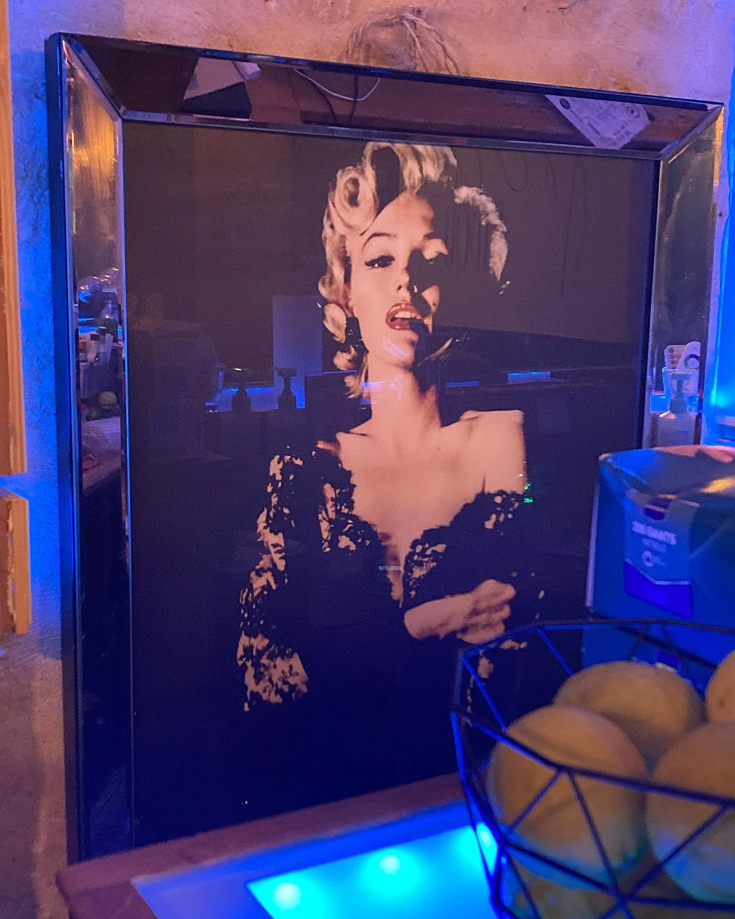 Image qui illustre: Le Marilyn / Terrasse / Bar dansant / salle privatisable à Paris - 0