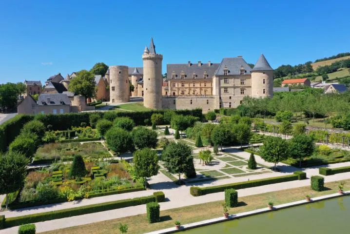 Image qui illustre: Visite guidée du château de Bournazel