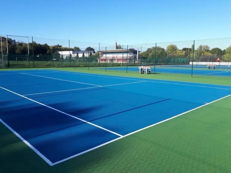 Image qui illustre: Terrain De Tennis Municipal à Saint-Viaud - 0