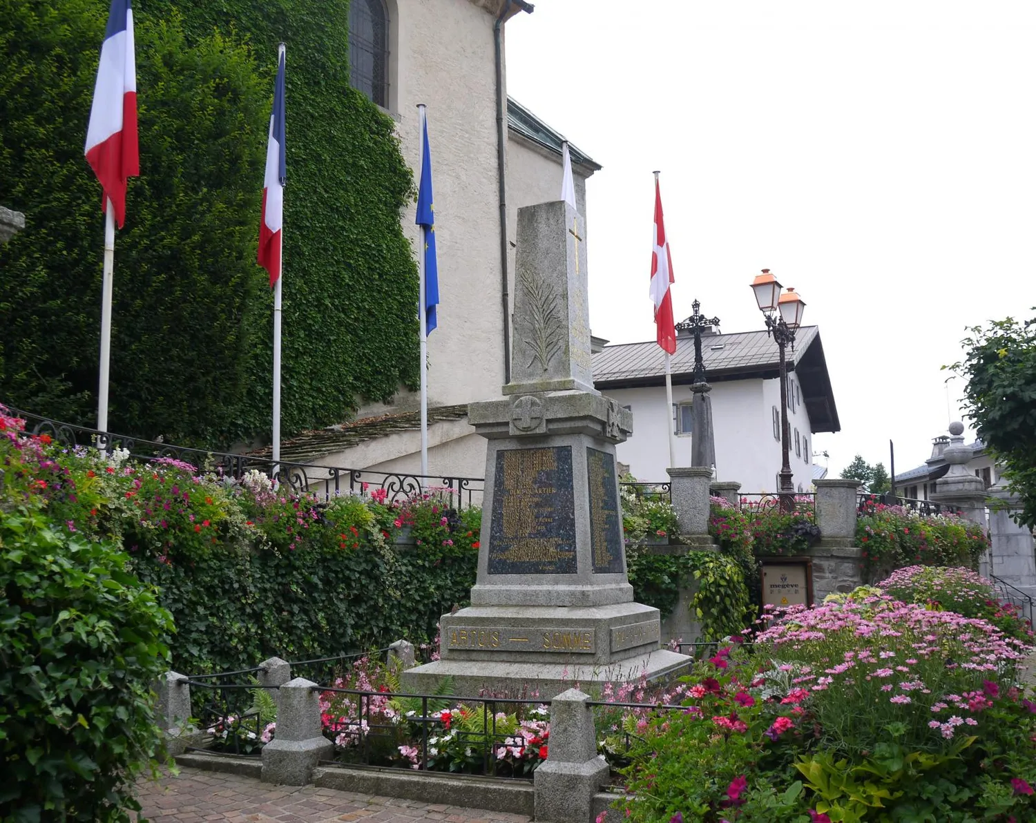 Image qui illustre: Monument Communal à Megève - 0