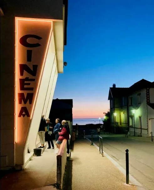 Image qui illustre: visite guidée cabine projection cinéma à La Bernerie-en-Retz - 0