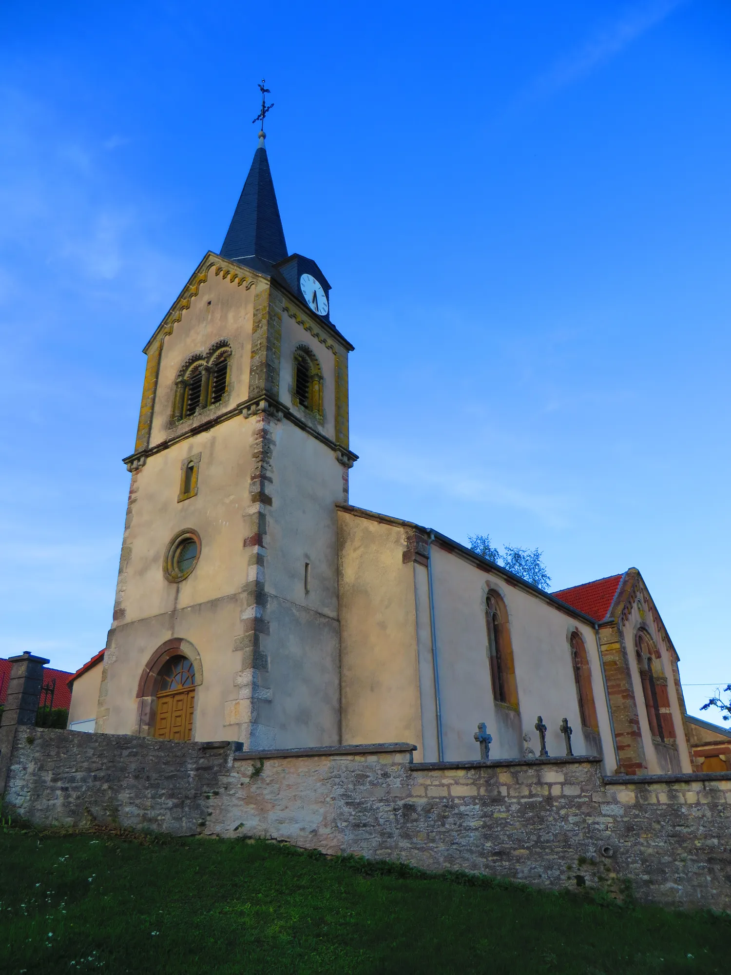 Image qui illustre: Eglise Saint Michel De Bidestroff à Bidestroff - 1