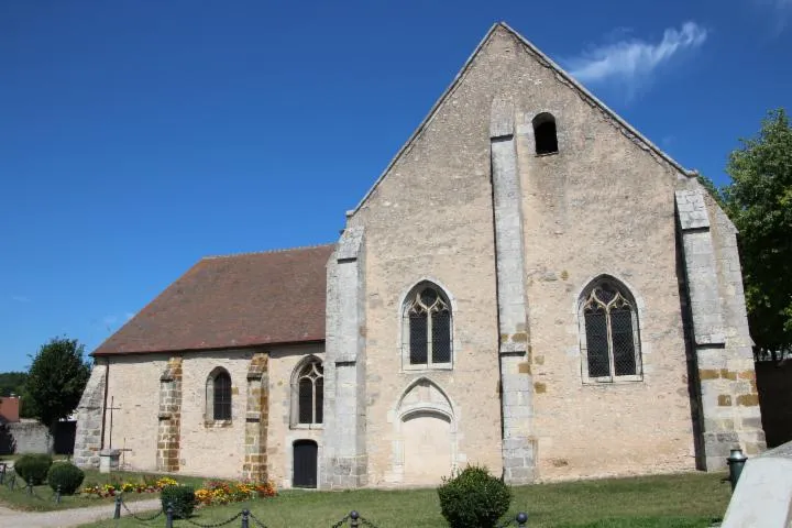 Image qui illustre: Brières-les-scellés - Eglise Saint-quentin