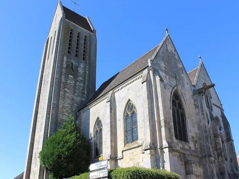Image qui illustre: Église Saint-sylvain (xiième Siècle) à Saint-Sylvain - 0