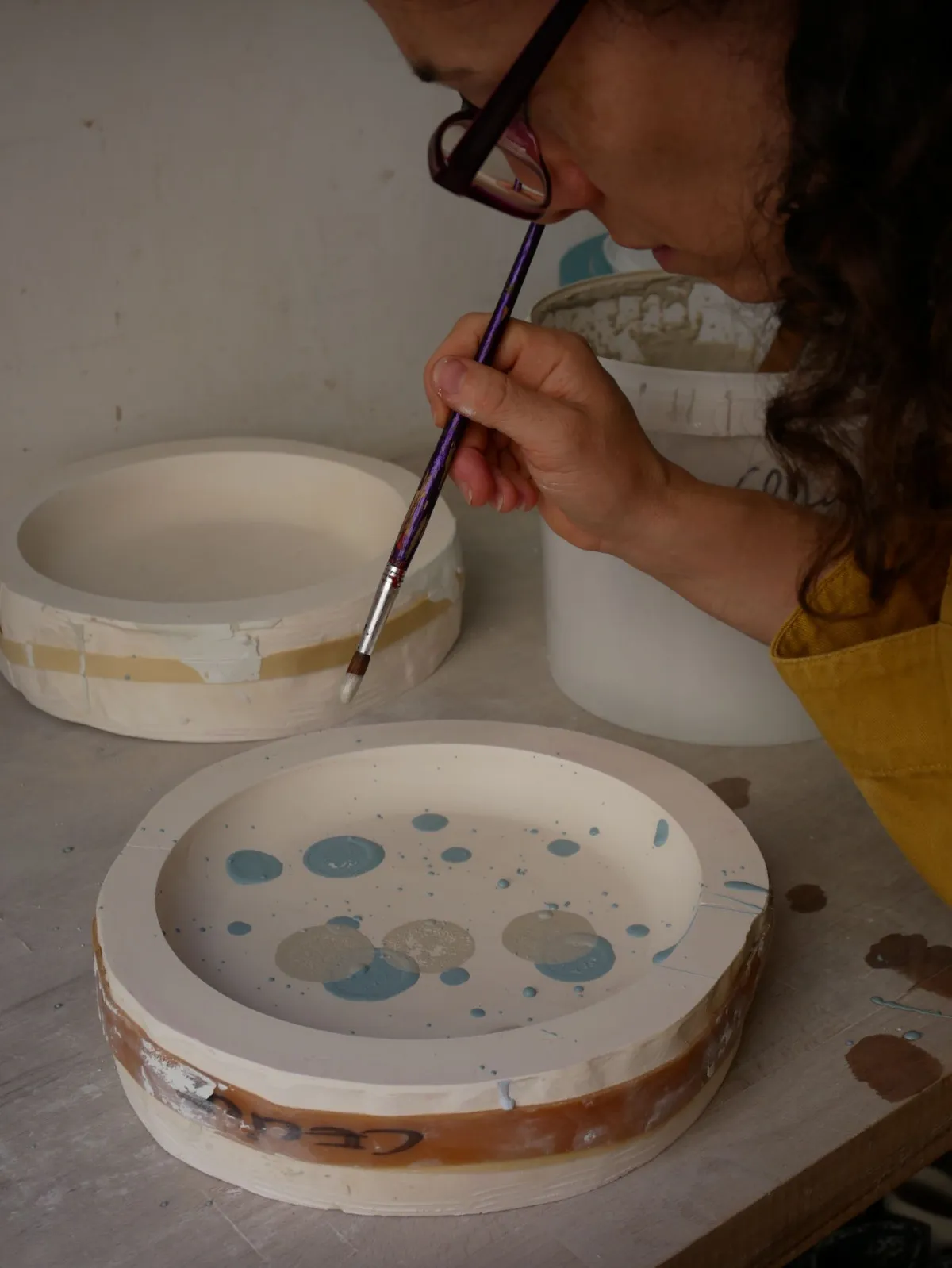 Image qui illustre: Coulez vos assiettes en porcelaine à Caluire-et-Cuire - 2