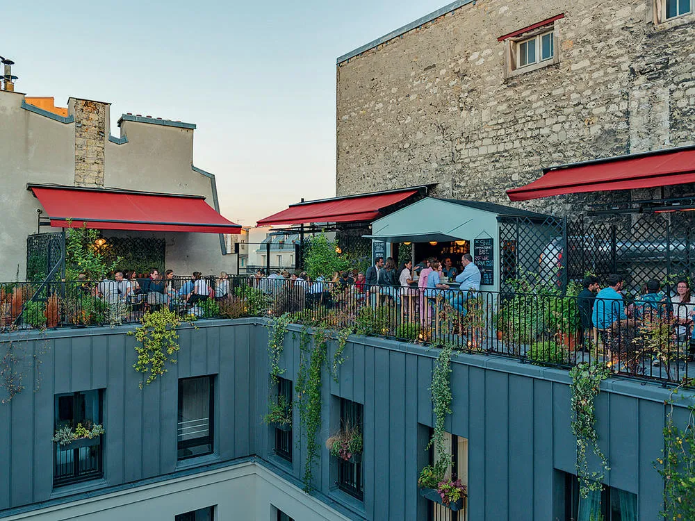 Image qui illustre: THE SHED Rooftop Bar - Hôtel des Grands Boulevards à Paris - 0