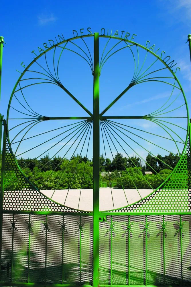 Image qui illustre: Jardin Des Quatre Saisons à Graveson - 1