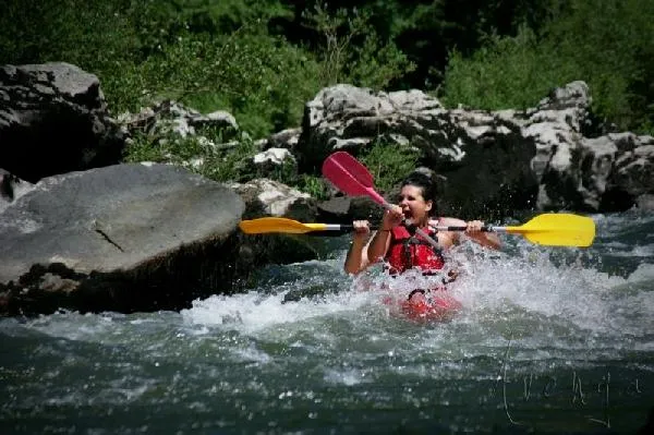Image qui illustre: Avenga - Canoë-kayak