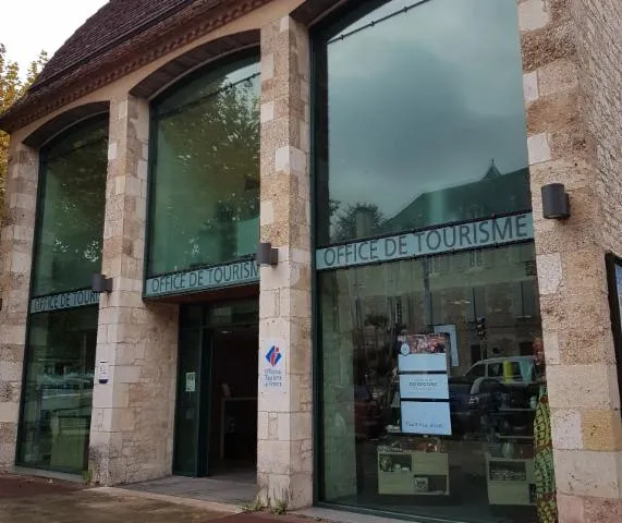 Image qui illustre: Office De Tourisme Vallée De La Dordogne - Bureau D'accueil De Souillac