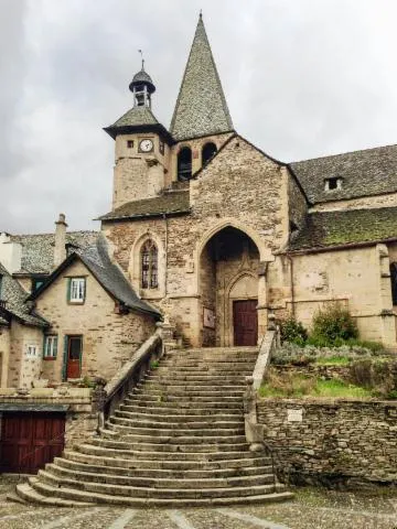 Image qui illustre: Église Saint-fleuret