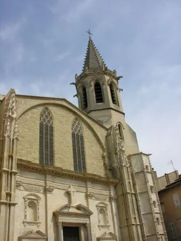 Image qui illustre: La Cathédrale Saint-Siffrein