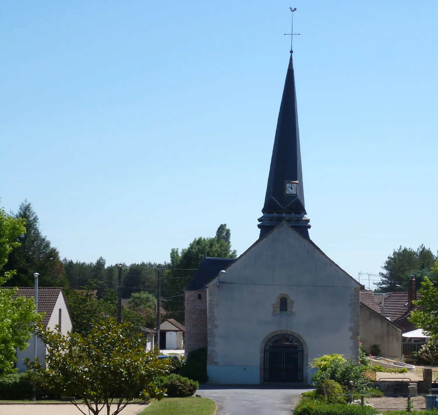Image qui illustre: Eglise Saint-aignan à Chailly-en-Gâtinais - 0