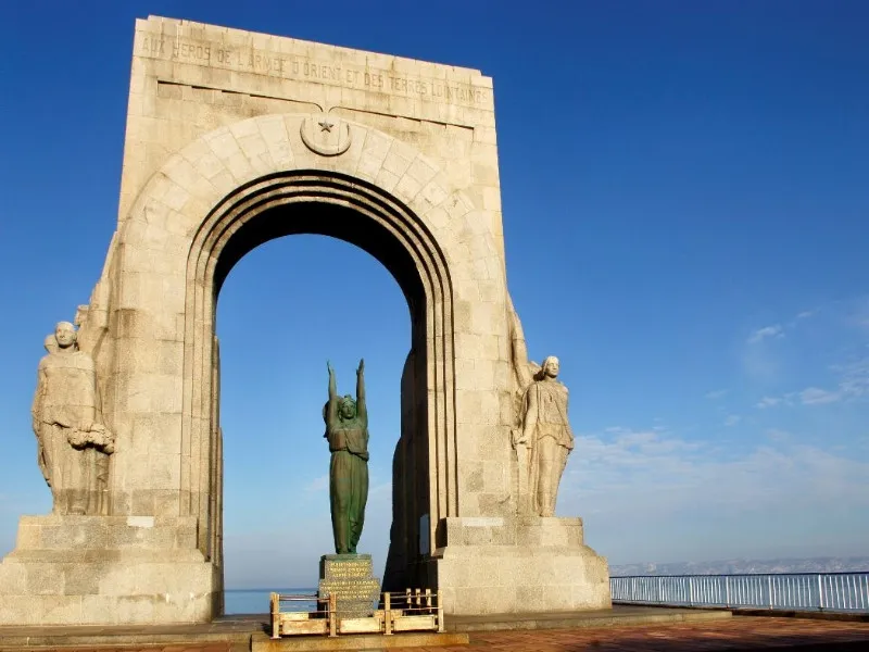 Image qui illustre: Monument aux morts de l'Armée d'Orient à Marseille - 0