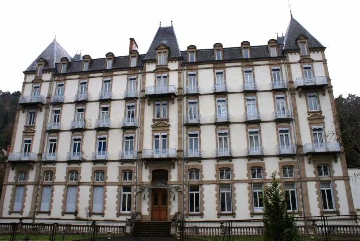 Image qui illustre: Ancien Hôtel du Parc - Résidence du Parc
