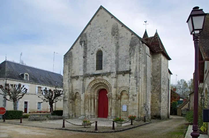 Image qui illustre: Eglise Saint-etienne De Paulnay