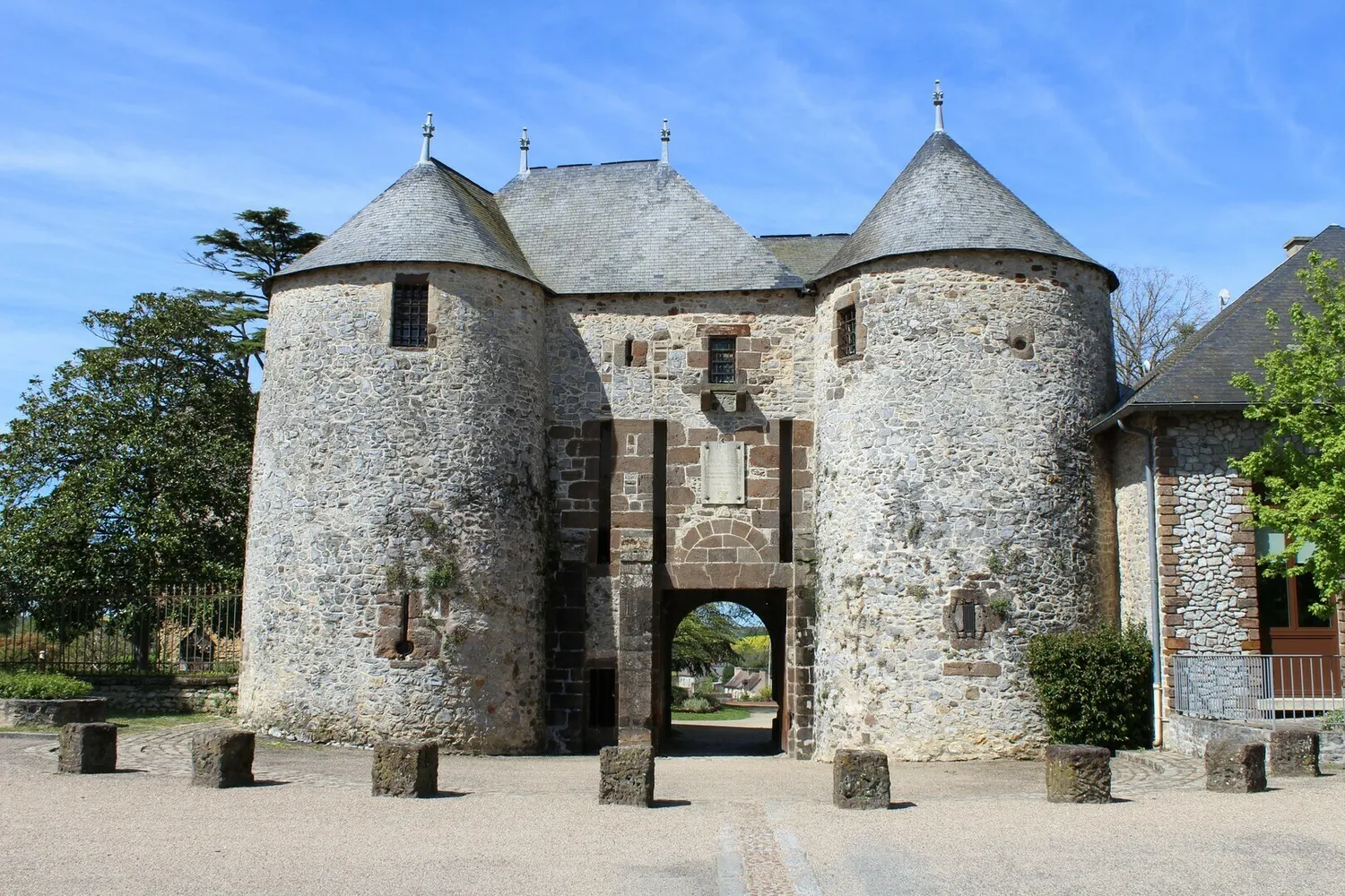 Image qui illustre: Visite guidée de Fresnay-sur-Sarthe à Fresnay-sur-Sarthe - 0