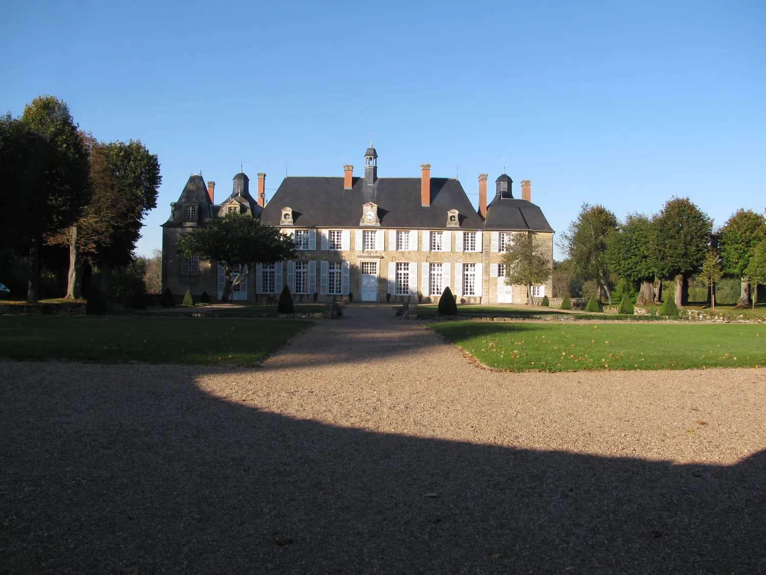 Image qui illustre: Château D'arthel à Arthel - 0