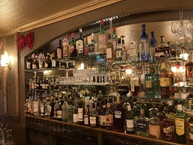 Image qui illustre: Le Petit Bar Cocktails