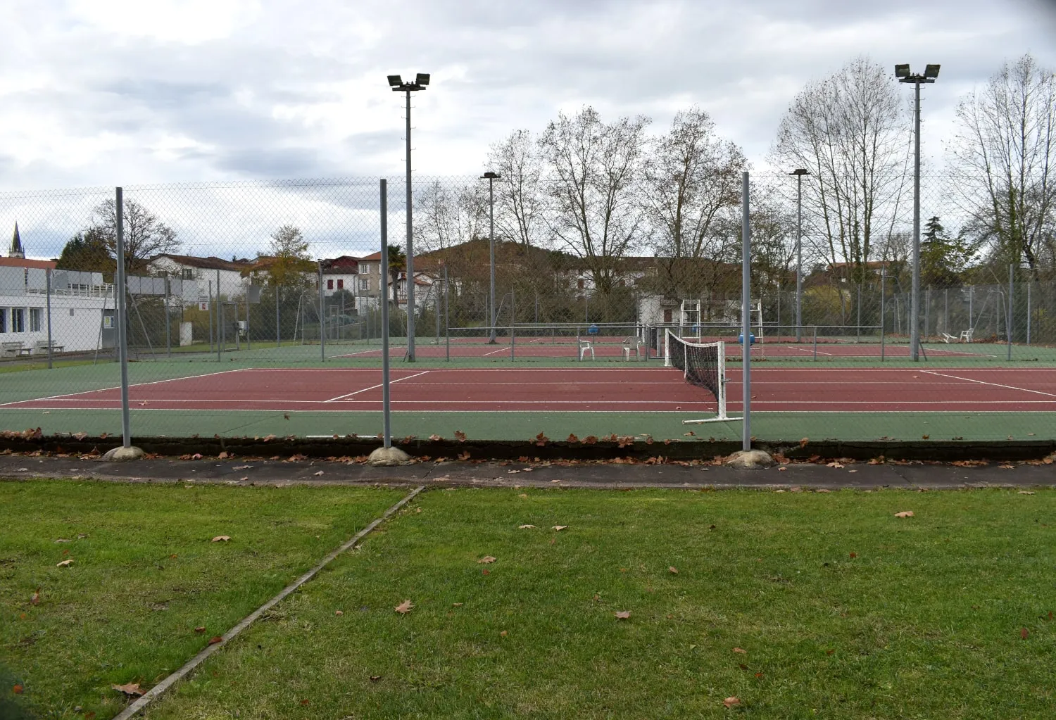 Image qui illustre: Tennis à Saint-Palais - 0