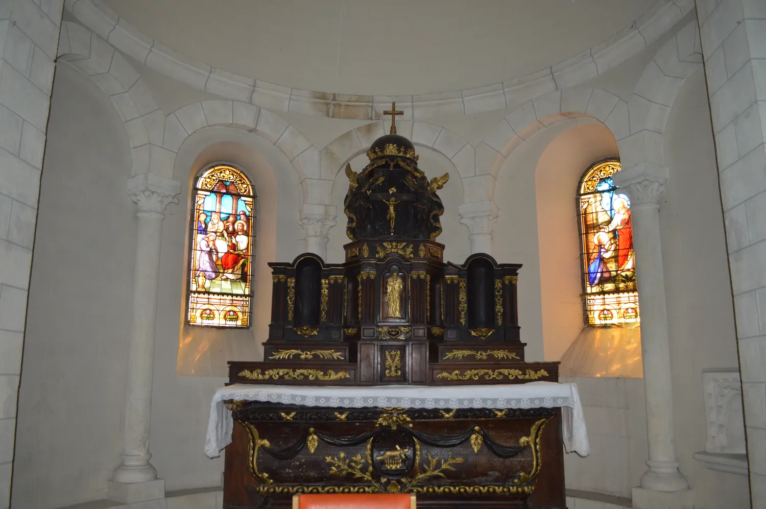 Image qui illustre: Eglise Sainte-madeleine De Planchamp à Pied-de-Borne - 1