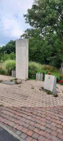 Image qui illustre: Monument hommage à Eusebio Ferrari