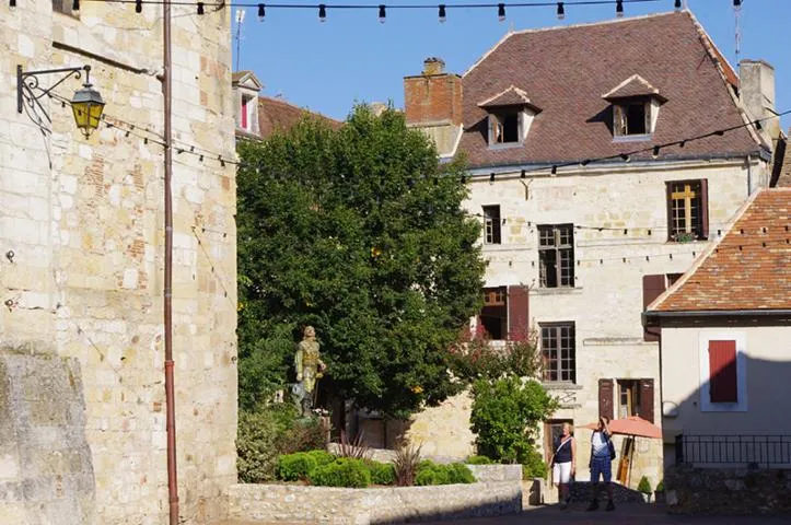 Image qui illustre: Boucle De La Vieille Ville À Bergerac