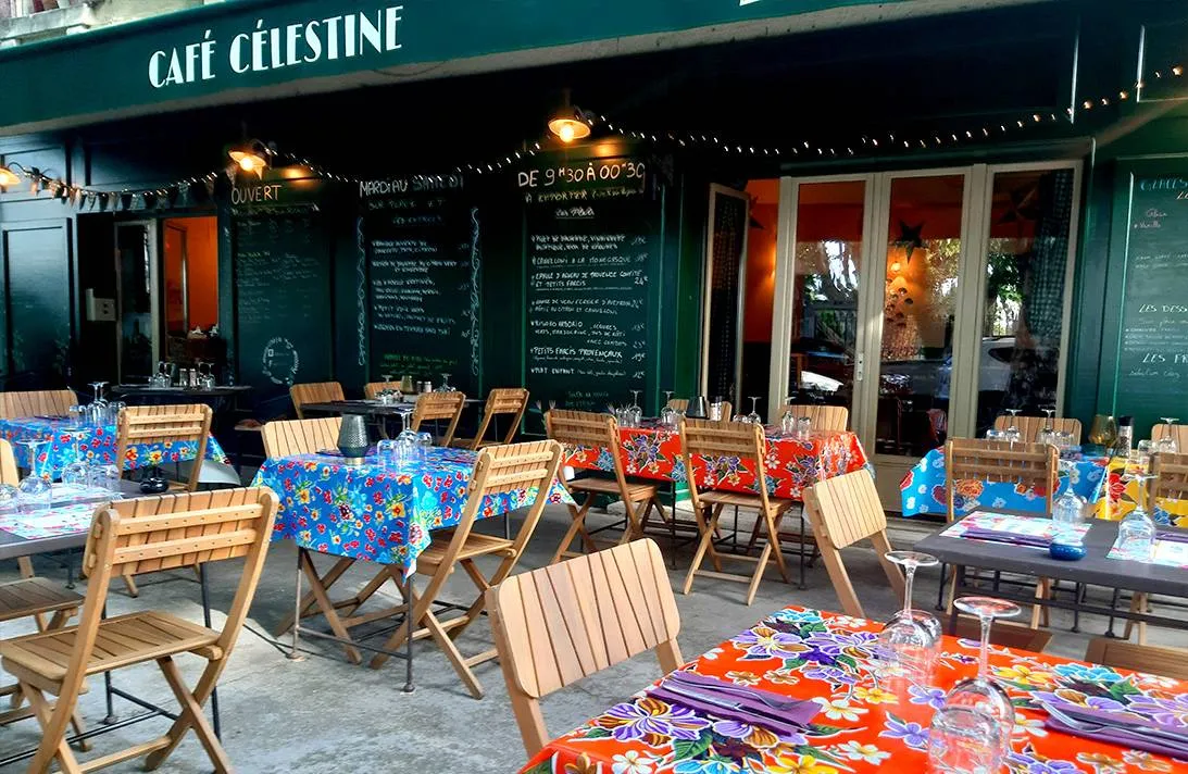 Image qui illustre: Café Célestine à Saint-Rémy-de-Provence - 0