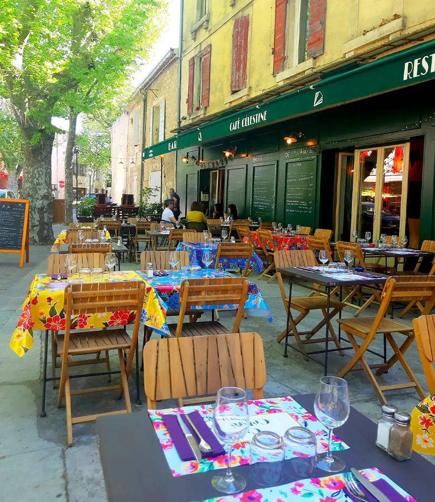 Image qui illustre: Café Célestine à Saint-Rémy-de-Provence - 2