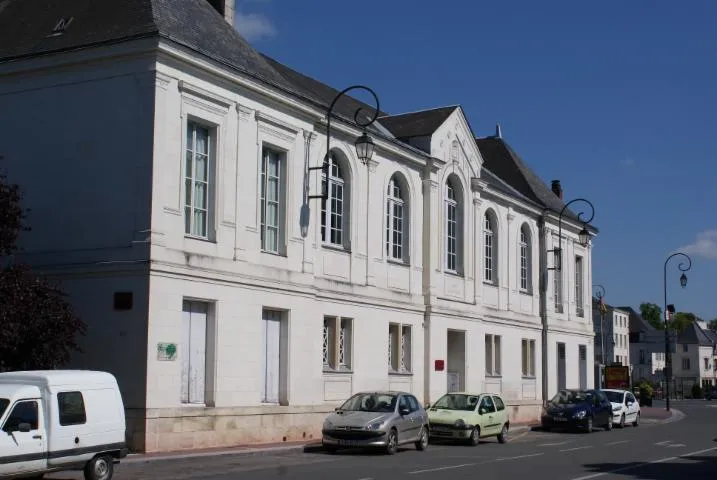 Image qui illustre: Visite guidées de l'école de musique