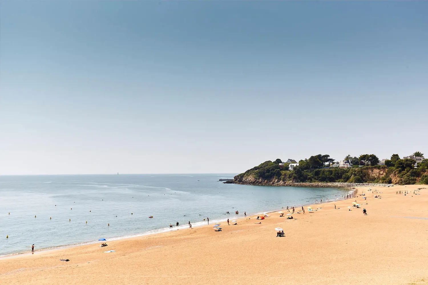 Image qui illustre: Plage de la Courance