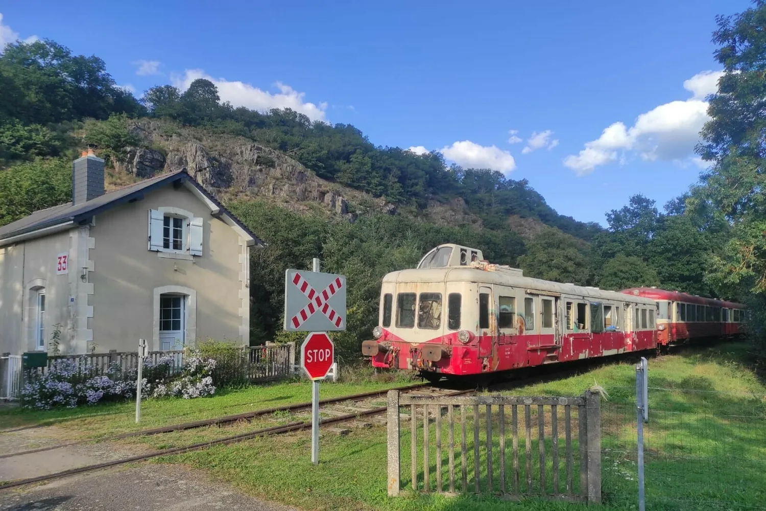 Image qui illustre: Visite libre : patrimoine ferroviaire de la vallée du Noireau à Saint-Pierre-du-Regard - 0