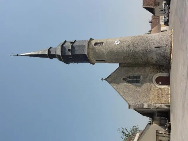 Image qui illustre: Eglise Notre Dame Et Sainte Marie Madeleine - Congé Sur Orne