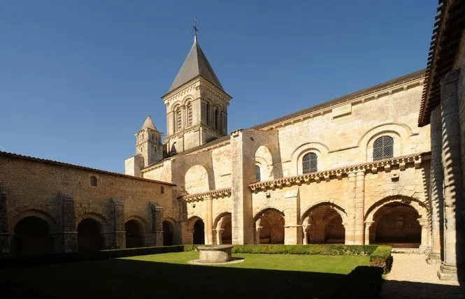 Image qui illustre: Abbaye Saint-Vincent