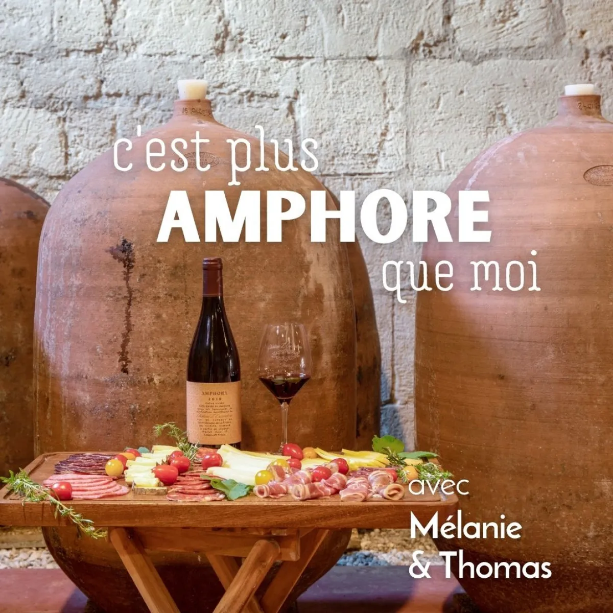 Image qui illustre: Participez à la fabrication du vin en amphores à Saint-Germain-de-la-Rivière - 0