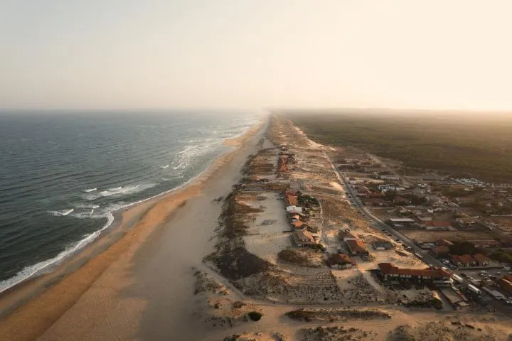 Image qui illustre: Plage De Contis