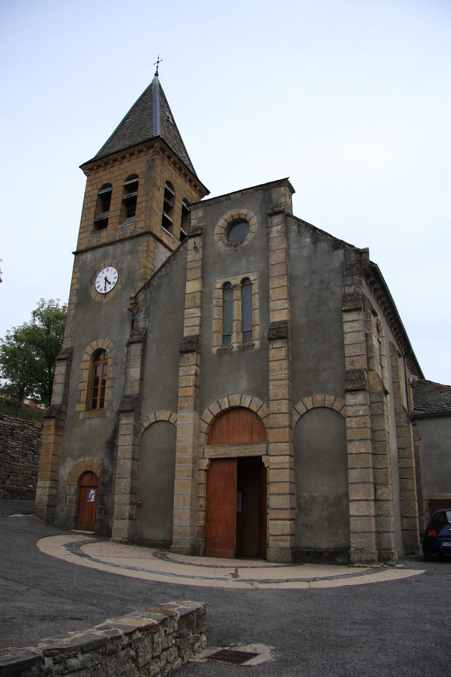 Image qui illustre: Église Du Bleymard à Mont Lozère et Goulet - 1