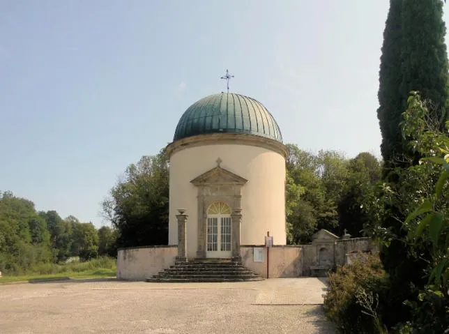 Image qui illustre: Chapelle Ronde