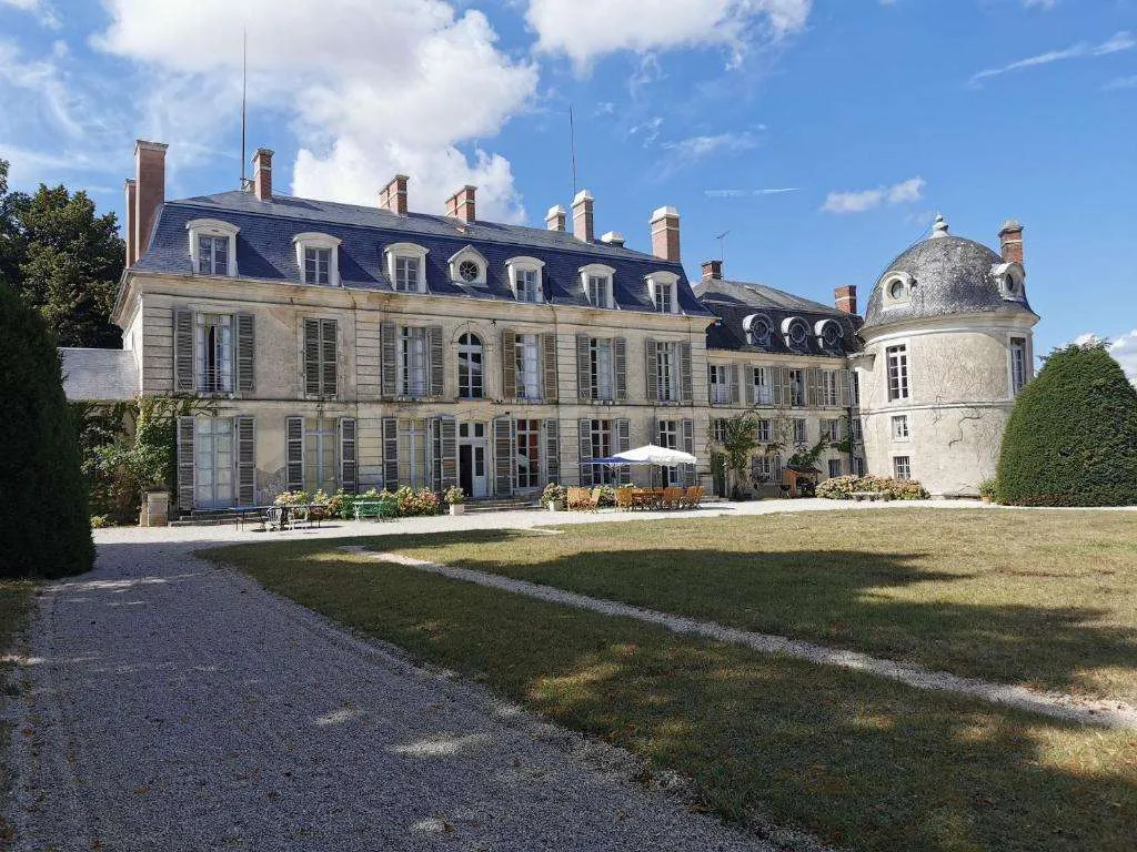 Image qui illustre: Château des Barres à Sainpuits - 0